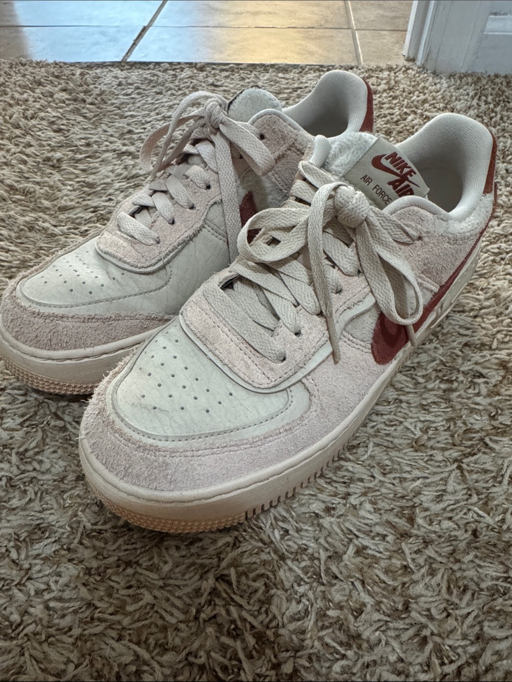 Nike Women’s Air Force 1 Low - Blush Pink/Red